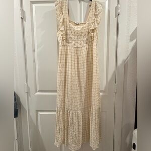 Evereve Cream Checkered Maxi Dress